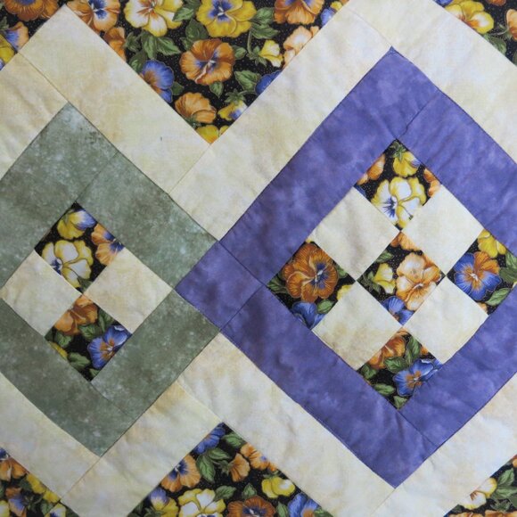 Vintage 2003 Handmade Floral Geometric Purple Yellow Pansies Table Runner Quilt - Picture 4 of 9